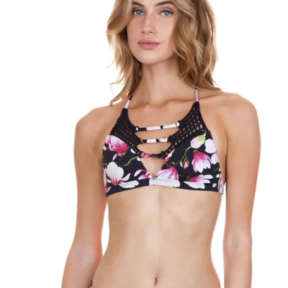 Frankie's Sienna Bikini Top in Black Lotus NWT